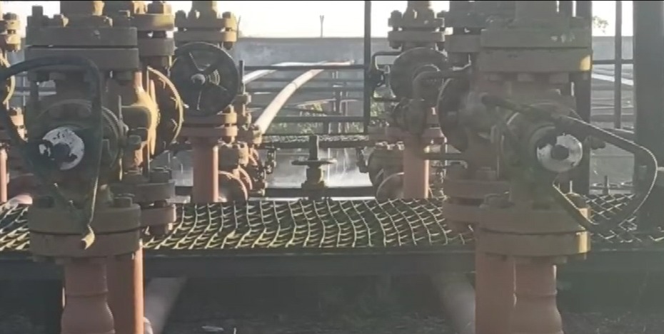 ONGC High-Pressure Gas Pipeline Bursts in Charaideo, Continuous Leak Sparks Panic