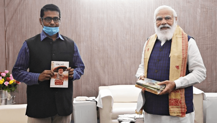 Benchmark in the history of book publication: PM Modi gets the translated version of his books in As