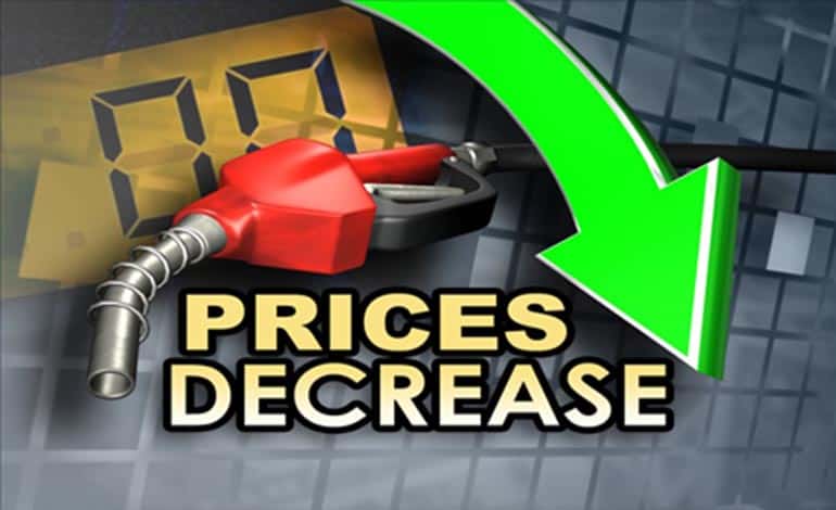 Petrol, Diesel prices decrease in Guwahati, expected to decline further