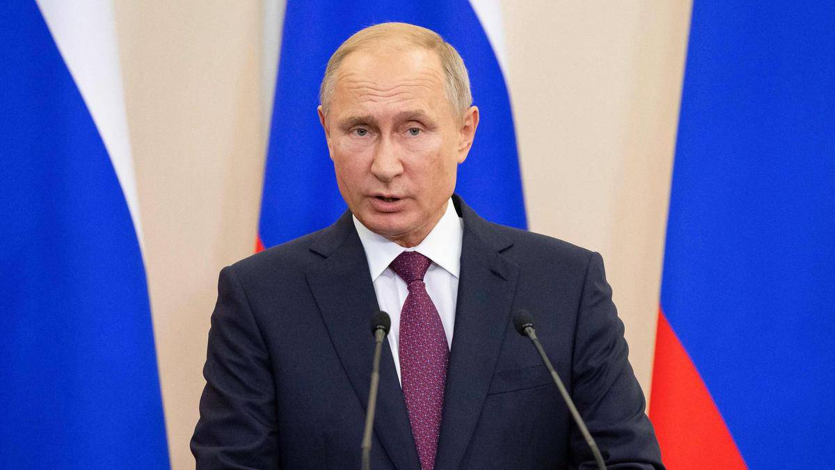 Russia: Putin to continue his rule until 2036, signs law