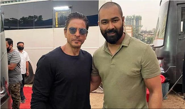 Viral Pic from the set: Actor Diganta Hazarika with Bollywood Badshah Shah Rukh Khan