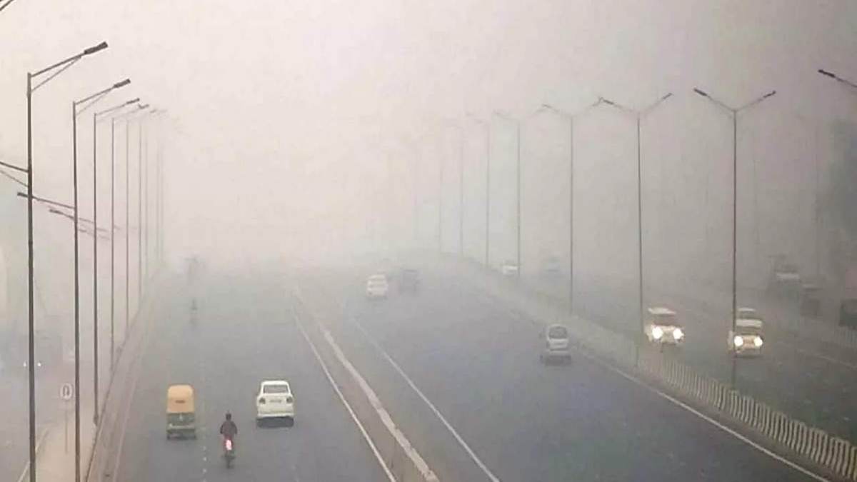 Delhi's AQI once again slips to 'very poor' category