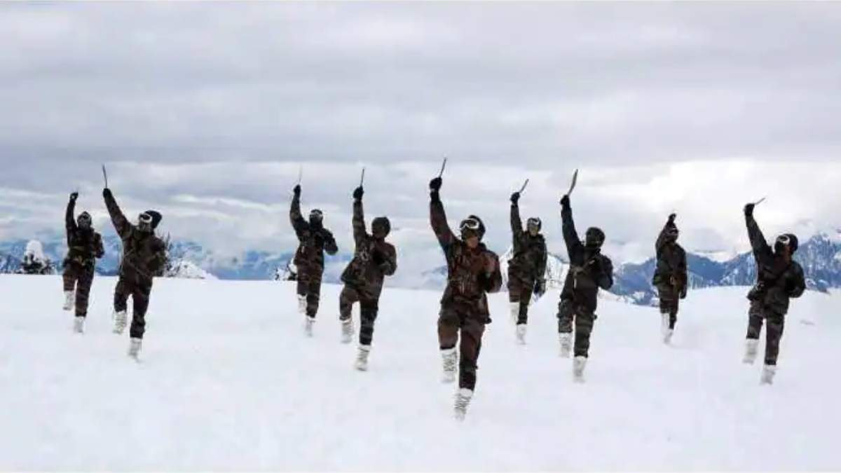 Indian Army performs 'Khukuri Dance' on snow near LoC, video goes viral