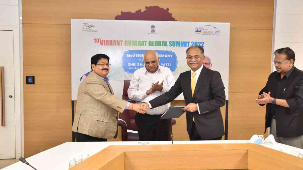 RIL signs MoU for investment of crores in green projects in Gujarat