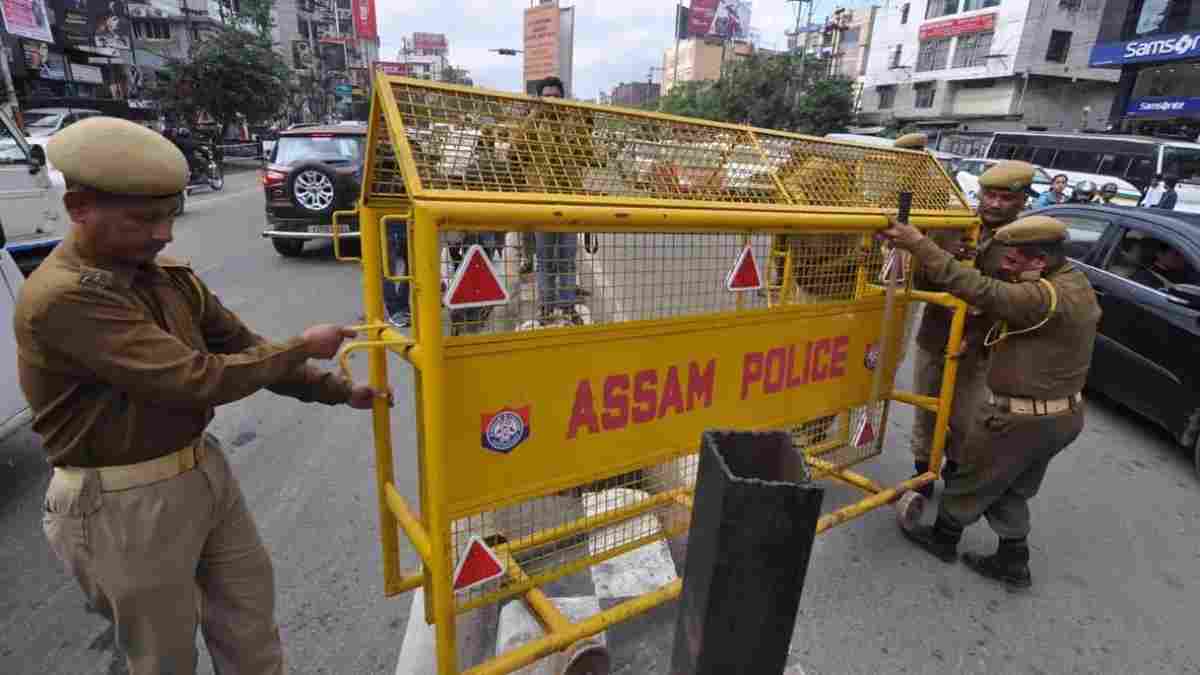 Assam police help picnic team to return home on safe hands