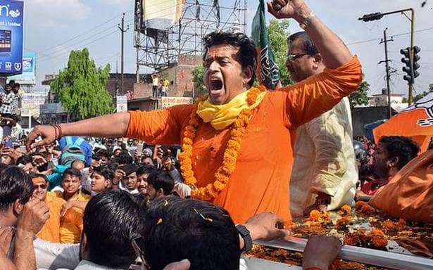 BJP MP & Actor Ravi Kishan Faces Legal Actions for Violating Covid Norms and Poll Code