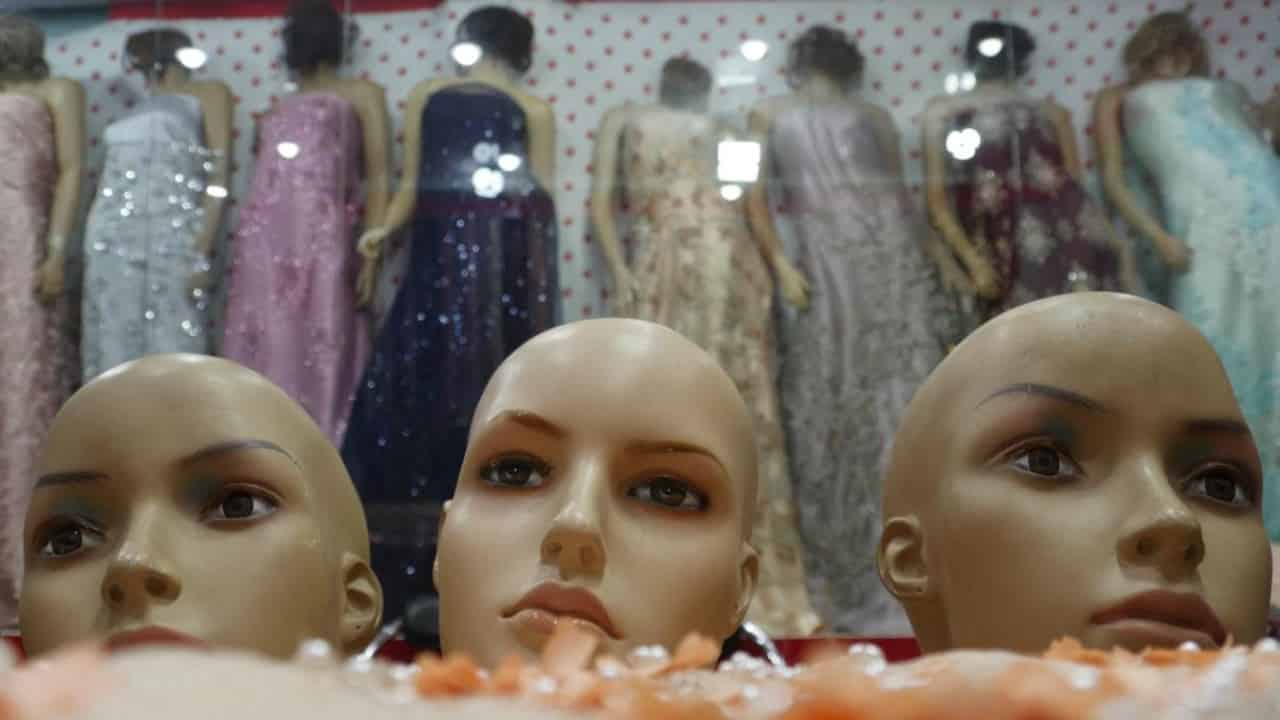 Taliban orders beheading of mannequins, calls it "Un-Islamic"