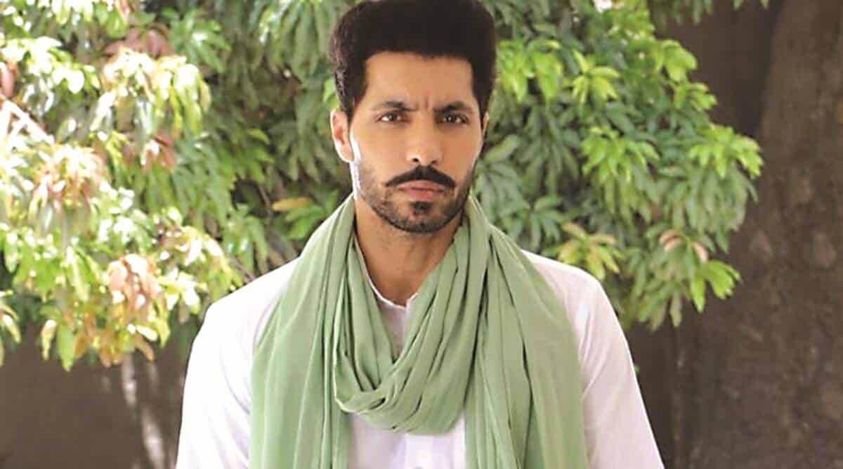 A road accident has claimed the life of actor Deep Sidhu