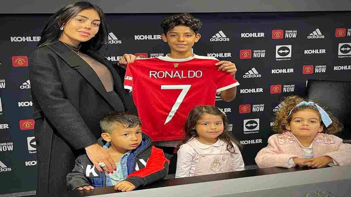 Cristiano Ronaldo Jr. Follows Dad's Footsteps, signs deal with Manchester United