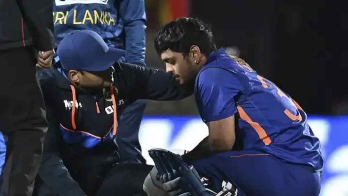 Ishan Kishan struck on head by bouncer; admitted to hospital