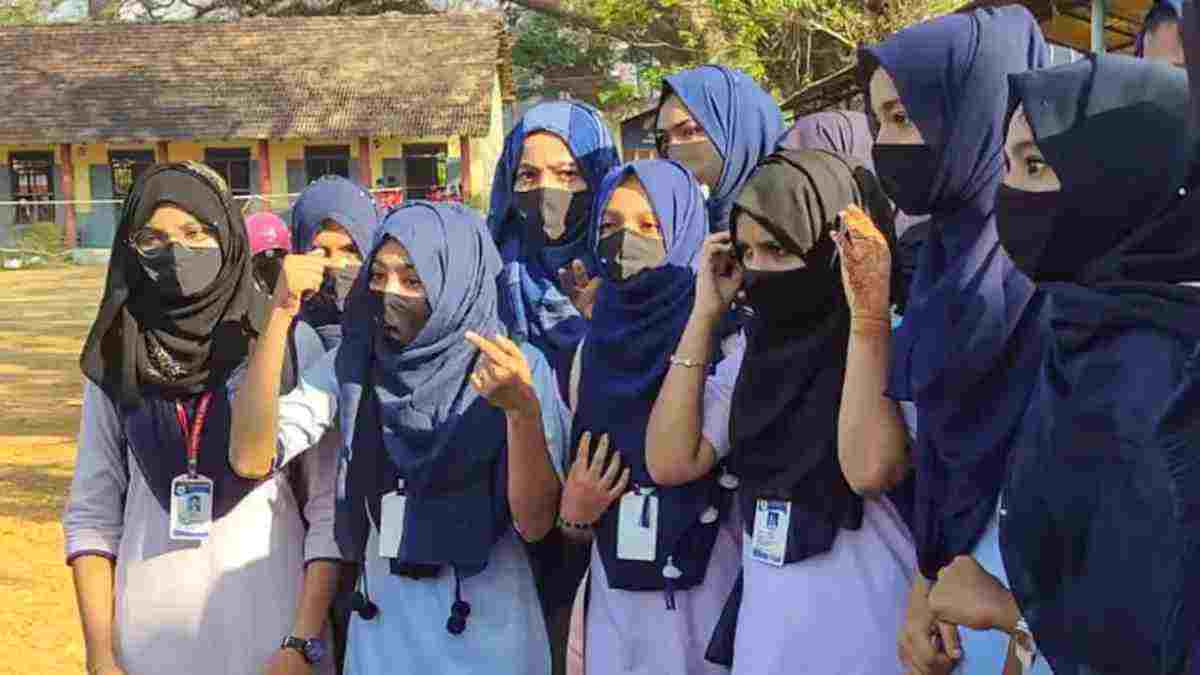 Karnataka Hijab Row: High schools and colleges to remain shut for three days 