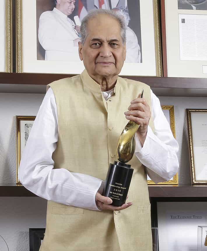 Industrialist Rahul Bajaj to be cremated with full state honors, says Maharashtra CM