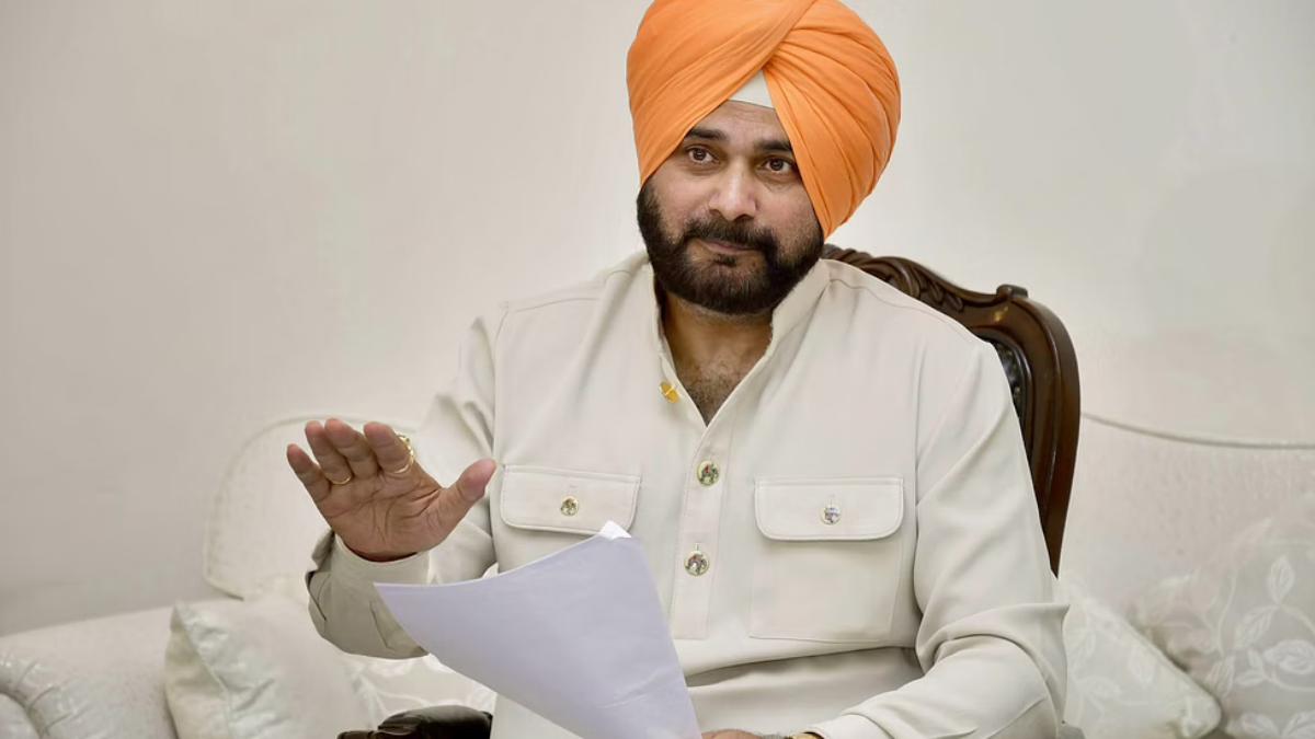 Navjot Singh Sidhu resigns from the post of Punjab Congress chief 