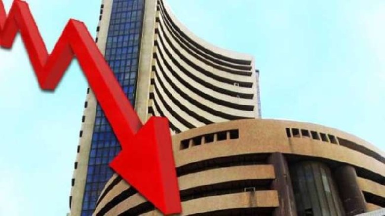 Sensex fell 575.46 points, Nifty settles at 17,639.55; Titan, HDFC, RIL biggest losers
