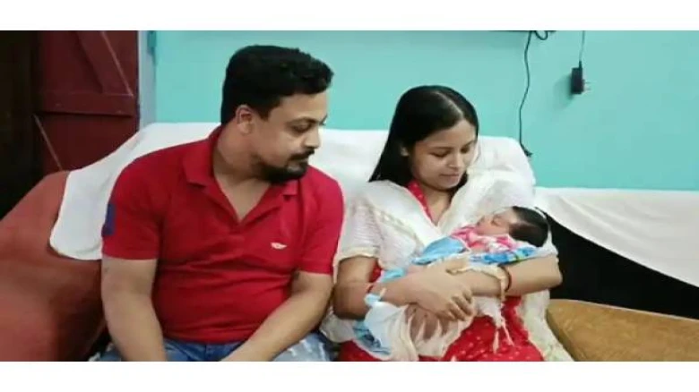 Woman Delivers a Baby Girl while Singing Rabindra Sangeet