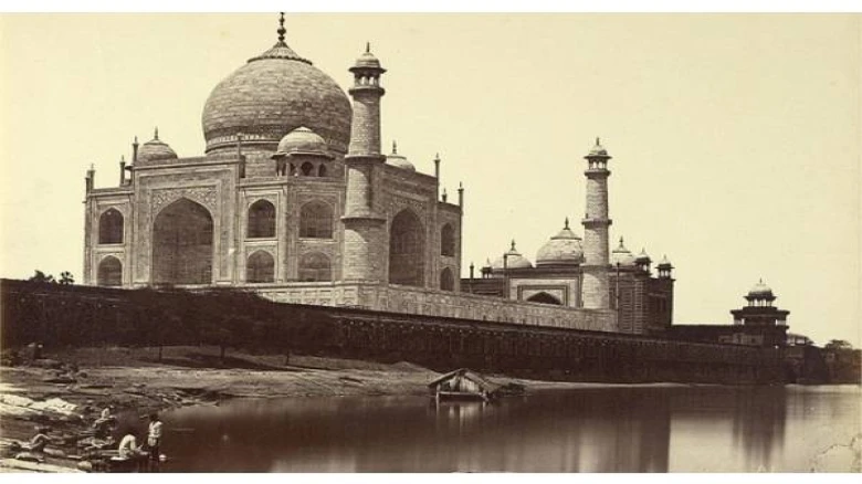 What secrets do the Taj Mahal's locked rooms hold?