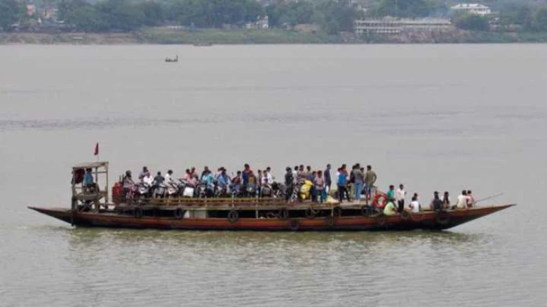 Ferry service between Jorhat and Majuli has reportedly been suspended in recent days.