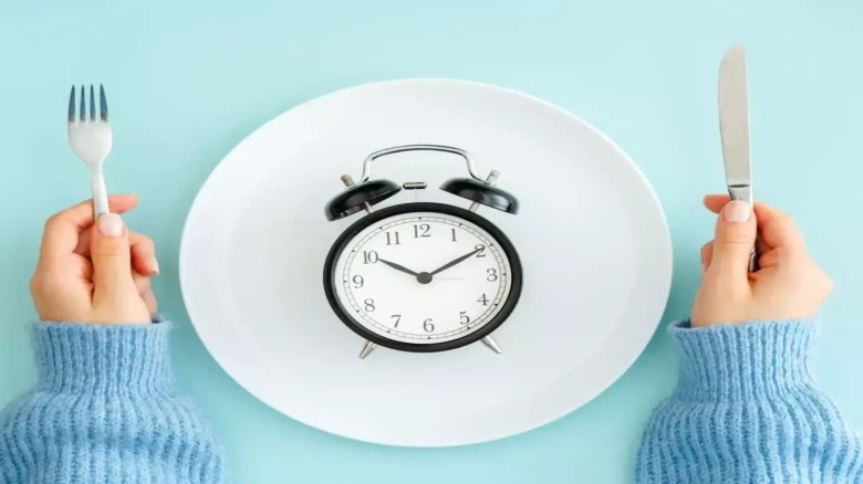 Trying to reduce extra weight? Try these 7 fasting techniques