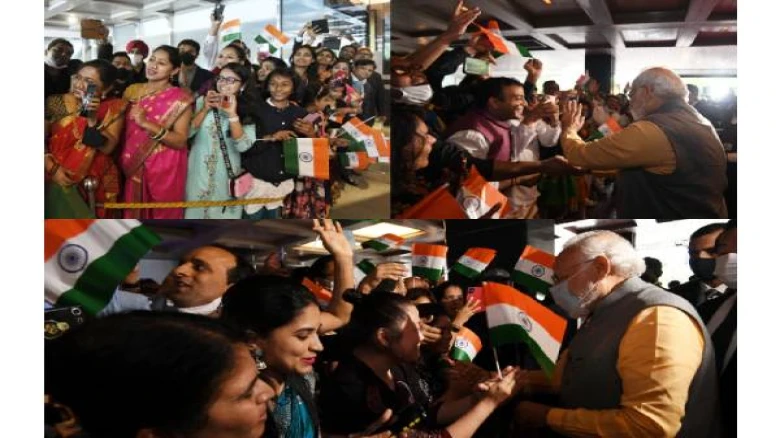 PM receives grand welcome in Japan: People chants 'Modi, Modi', 'Bharat Mata ki Sher'