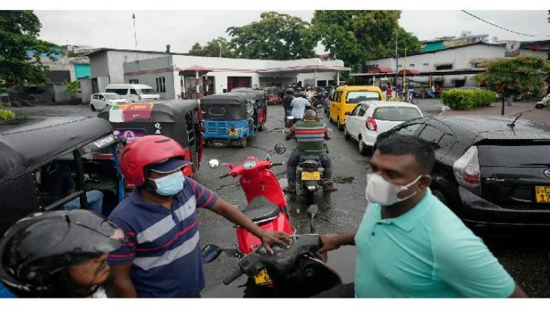 As US delegation approaches, Sri Lanka raises fuel prices