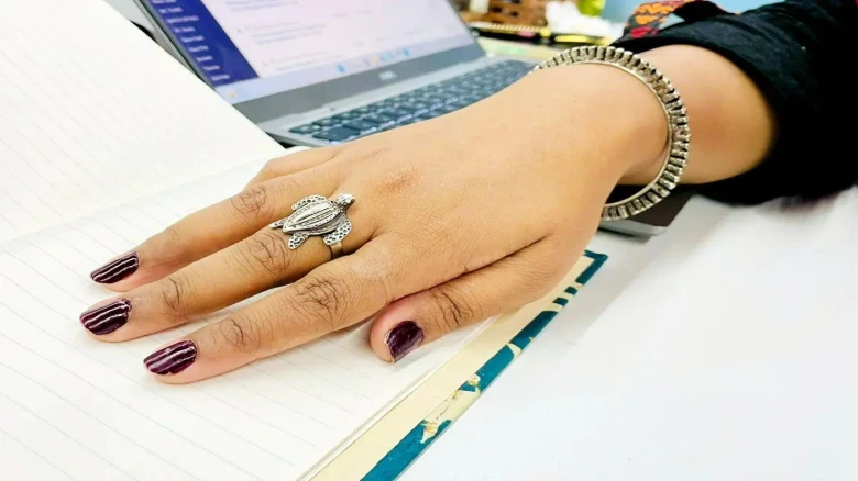 Tortoise Ring Brings Good Luck and Benefits: Who Should Wear it And How - Benefits of Tortoise Ring | Is Wearing Tortoise Ring Good or Bad