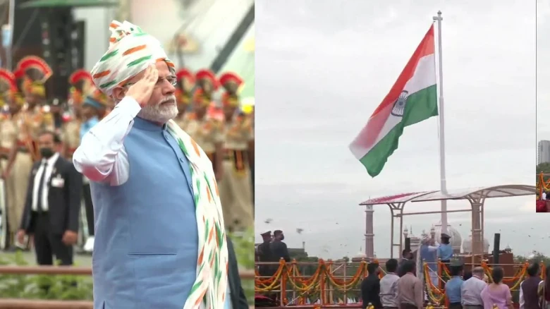PM Modi hoists National Flag at Red Fort