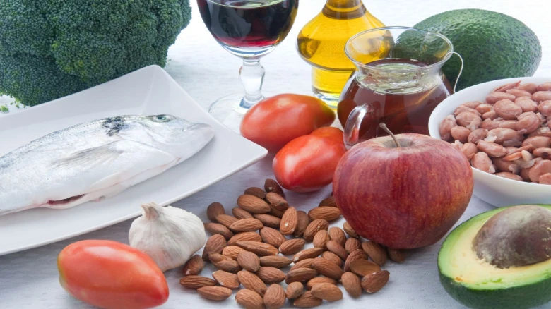 How quickly can one reduce cholesterol? What foods are the best for lowering bad cholesterol?
