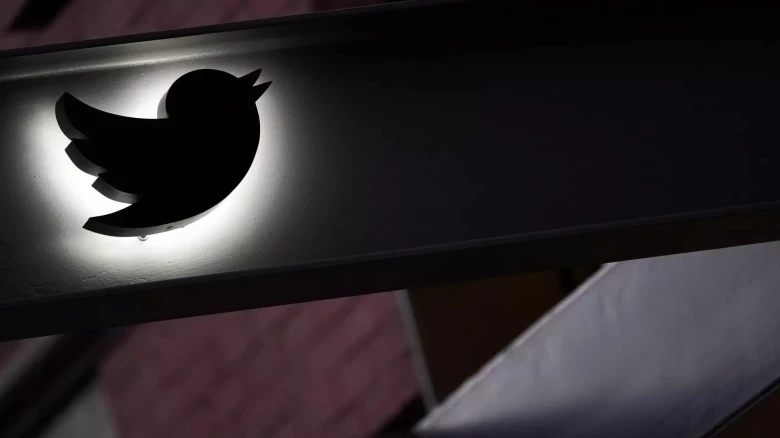 Twitter Plans to lay off 25% of Workforce in the first round of job cuts: Report