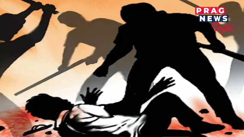 হিন্দু বান্ধৱীলৈ মোবাইল ফোনত মেছেজ পঠিওৱাৰ বাবেই মুছলমান যুৱকক নিৰ্মম প্ৰহাৰ, তীব্ৰ প্ৰতিক্ৰিয়া