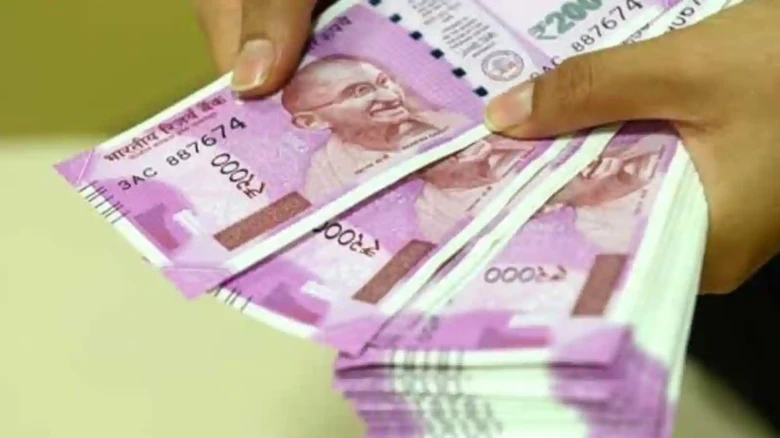 Centre to hike dearness allowance for 10 mn employees, pensioners to 42%