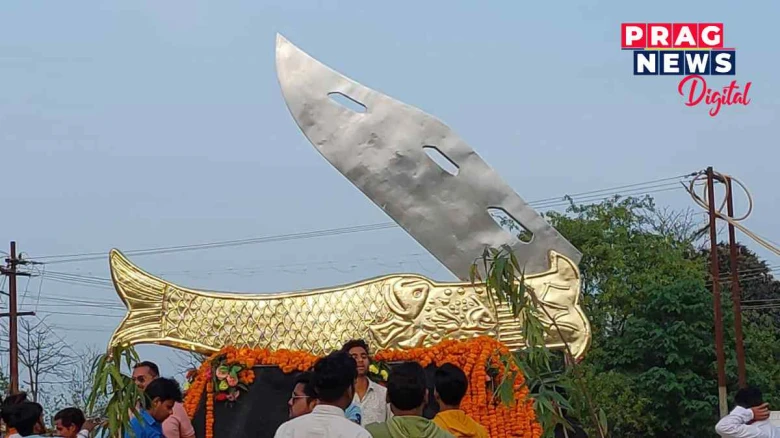 ৫৩ লাখ টকাৰে স্মৃতি সংৰক্ষণ কৰা হৈছে এখন ছুৰীৰ!  কি বিশেষত্ব আছে এই ছুৰীখনৰ?