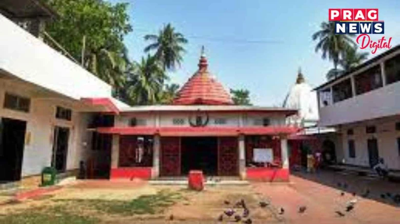ঘৰ বা ৰাজহুৱা স্থানত মন্দিৰ নিৰ্মাণৰ সময়ত কোন বোৰ কথালৈ মন দিব লাগে? বাস্তু শাস্ত্ৰত আছে বিধান