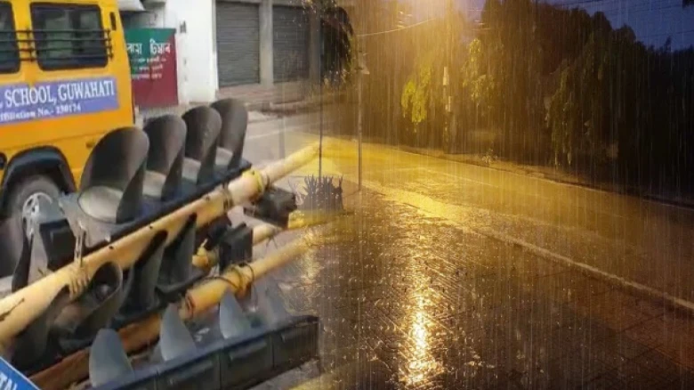 Assam: Heavy overnight rainfall and wind toppled up the traffic posts-old in Guwahati