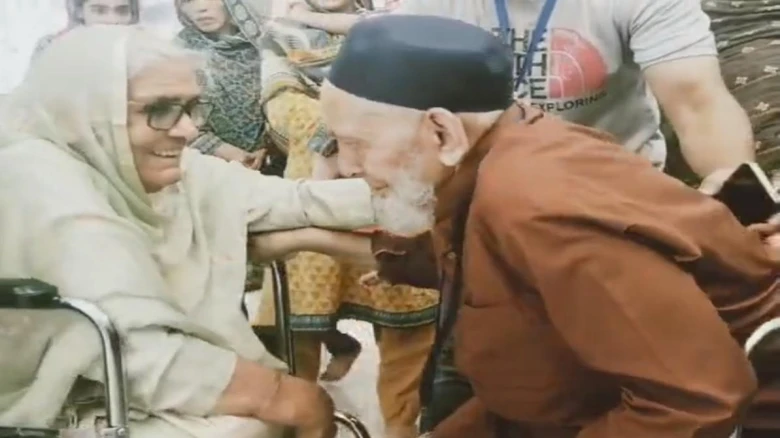 Joyful reunion after 75 years! Long-lost siblings from India, Pakistan meet in Kartarpur