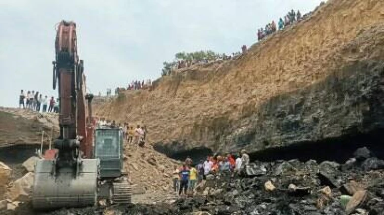 Jharkhand: 3 dead, several trapped after coal mine collapses near Dhanbad