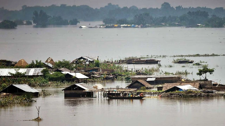 Flood situation in Assam remains grave, over 4.88 lakh people affected