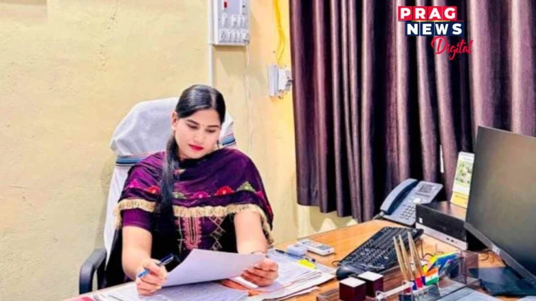 নাম তেওঁৰ মিতালী শৰ্মা, ২১ বছৰতে পালে বিষয়াৰ চাকৰি, প্ৰথম পোষ্টিঙতে উৎকোচ লৈ হ’ল গ্ৰেপ্তাৰো
