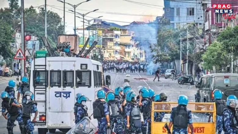 ব্যৰ্থ কেন্দ্ৰ,ব্যৰ্থ ৰাজ্য চৰকাৰ;   অশান্ত মণিপুৰত মুখ্যমন্ত্ৰী এন বীৰেণ সিঙৰ ঘৰতেই আক্ৰমণ…