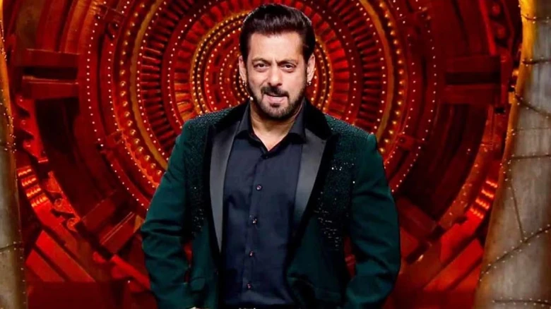 Bigg Boss 17: Salman Khan sets stage on fire with electrifying performance at the Grand Premiere