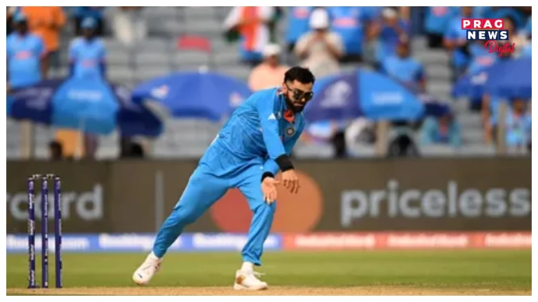 বিশ্বকাপ ক্ৰিকেটঃ খেলপথাৰত বিৰাট-ৰোহিত, অথচ ষ্টেডিয়ামৰ গেলেৰীৰ আধা খালী! ভাৰতৰ মেচতো দেখা গ’ল ষ্টেডিয়ামত খালী আসন