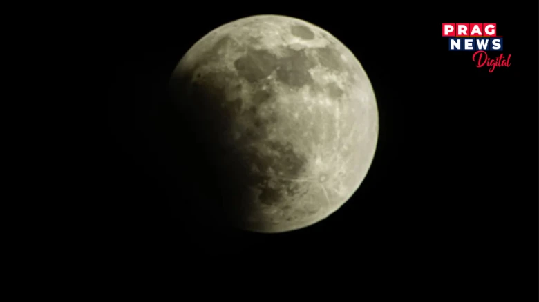 আজি শাৰদ পূৰ্ণিমাতে হ’ব ২০২৩ বৰ্ষৰ অন্তিমটো চন্দ্ৰগ্ৰহণ! জানি লওক সঠিক সময়