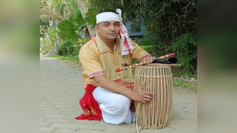 Assam-based journalist joins ULFA-I, shares lengthy post of joining through Facebook