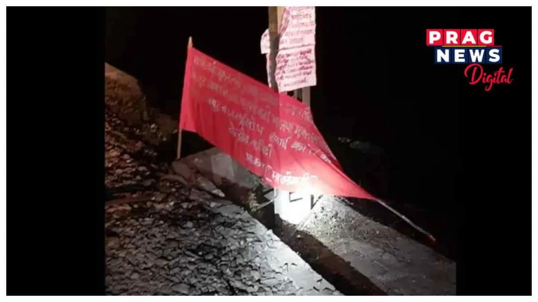 ঝাৰখণ্ডত পুনৰ মাওবাদীৰ কূটাঘাতঃ এইবাৰ  উৰুৱাই দিলে ৰে'লপথ, কথমপি দুৰ্ঘটনাৰ পৰা ৰক্ষা পৰিল শালিমাৰ-কুৰ্লা এক্সপ্ৰেছ