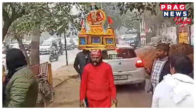 ভক্তিৰ মহিমা! মূৰত ৰাম মন্দিৰৰ আৰ্হিলৈ মানুহক অযোধ্যালৈ আমন্ত্ৰণ জনাই গৈছে এগৰাকী ভক্তই