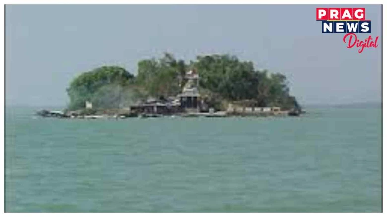 নৌকা বিহাৰ কৰিবলৈ গৈ অঘটনঃ চিল্কা হ্ৰদত  দুঘণ্টা ধৰি আবদ্ধ কেন্দ্ৰীয় মীন মন্ত্ৰী