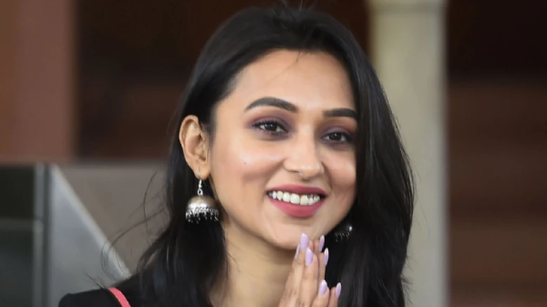 Mimi Chakraborty announces resignation as TMC MP