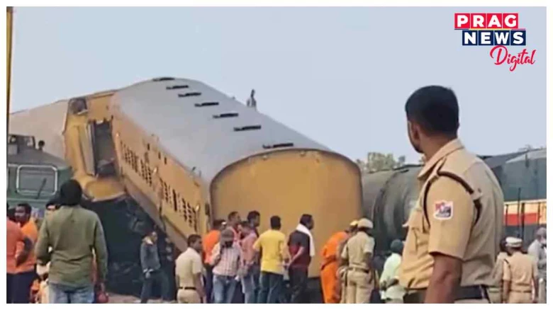 ৰে’লৰ চালকে মগ্ন  হৈ আছিল ম'বাইল ফোনত  ক্ৰিকেট খেল  চোৱাত! অন্ধ্ৰ প্ৰদেশৰ ভয়ংকৰ ৰে’ল দুৰ্ঘটনাৰ কাৰণ প্ৰকাশ কৰিলে ৰে'ল মন্ত্ৰীয়ে