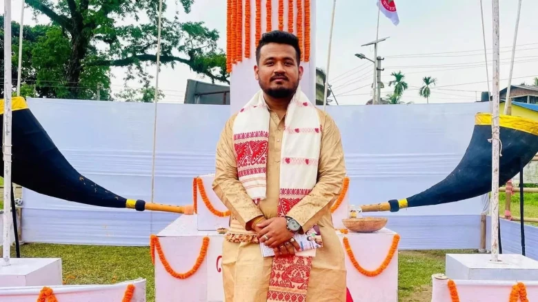 Assam: Lakhimpur district Students' Union General Secretary dies in tragic road accident