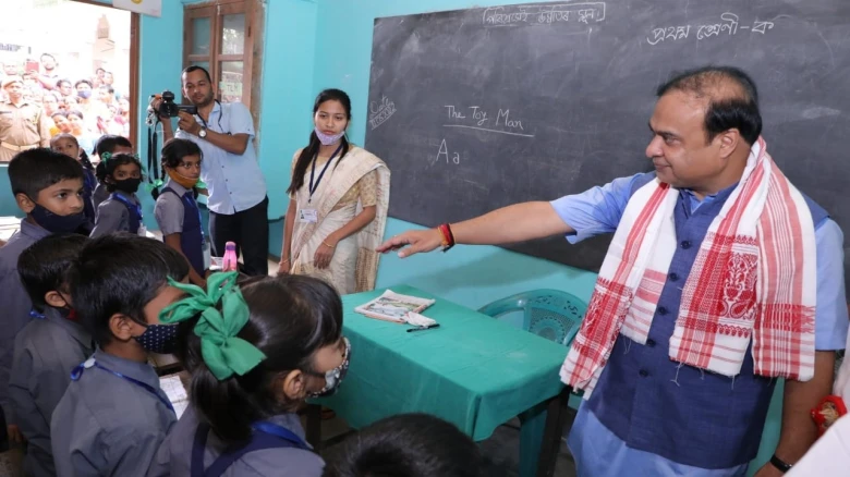Assam govt officially recognizes Mising, Rabha, Karbi, Tiwa, Dimasa, & Deuri as a medium of instruction in schools