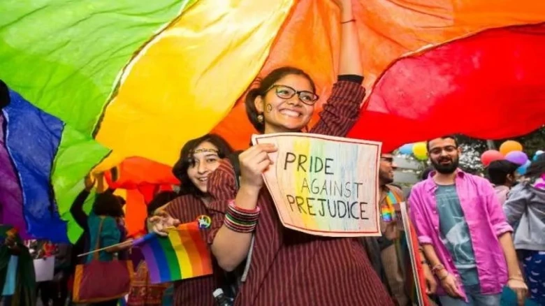 Congress promises law to recognize civil unions between queer couples